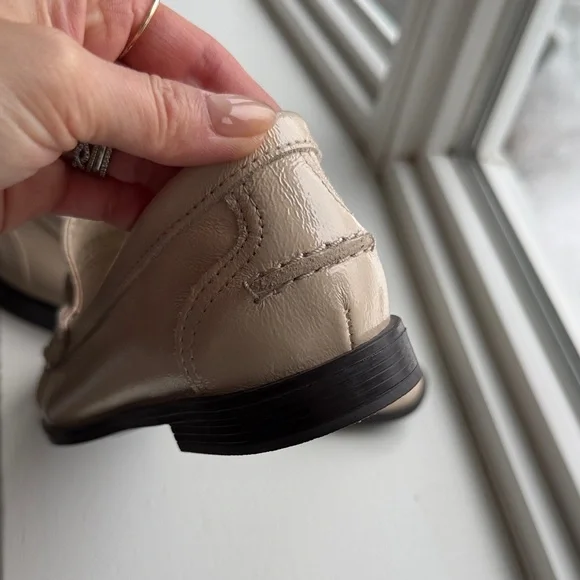 Zara Cream Leather Loafers - Picture 5 of 5